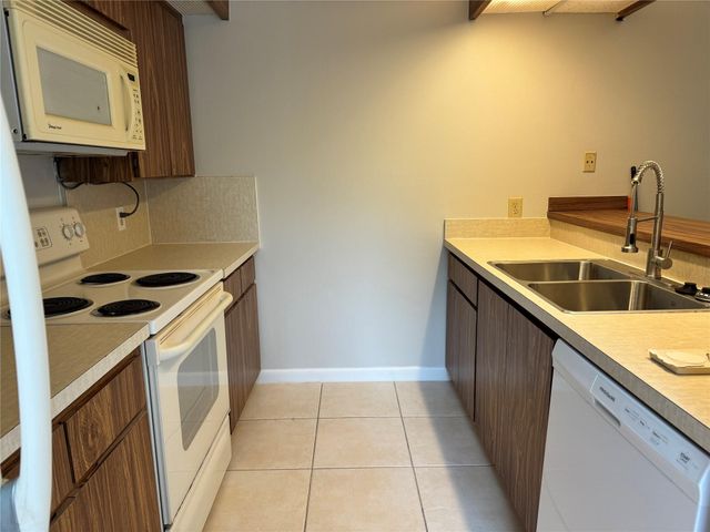 3102 SW Sunset Trace Circle 3102, Palm City, FL 34990