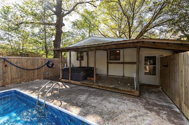 5404 Forest Park Drive, Mobile, AL 36618