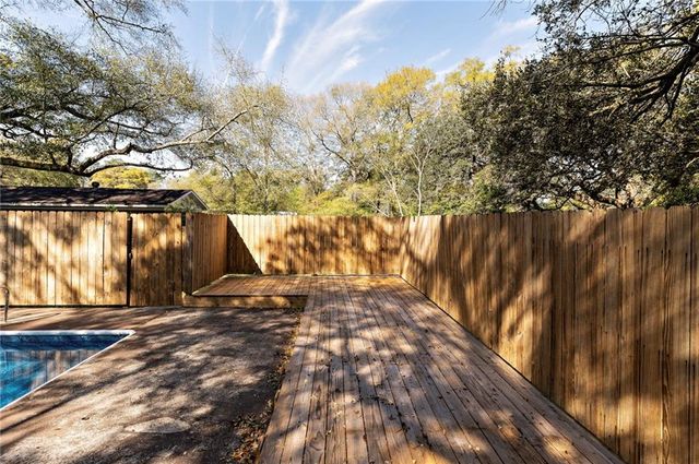 5404 Forest Park Drive, Mobile, AL 36618