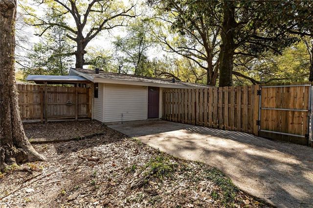 5404 Forest Park Drive, Mobile, AL 36618