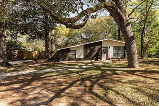 5404 Forest Park Drive, Mobile, AL 36618