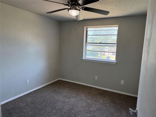 2008 Lyndon Circle, The Village, OK 73120