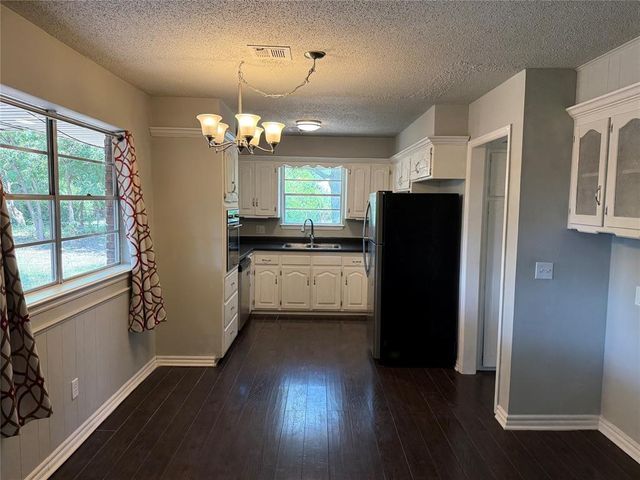 2008 Lyndon Circle, The Village, OK 73120