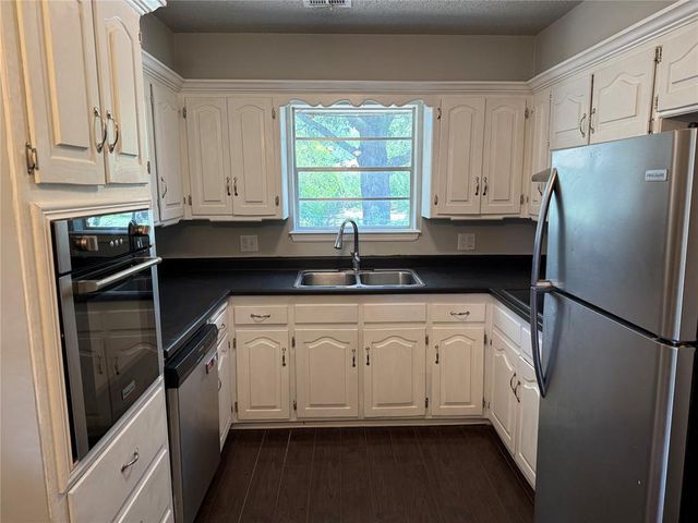 2008 Lyndon Circle, The Village, OK 73120