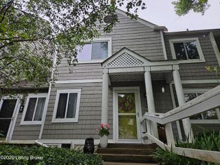 59 Lake Ave, Louisville, KY 40206