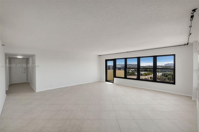 3200 Port Royale Dr N 1006, Fort Lauderdale, FL 33308