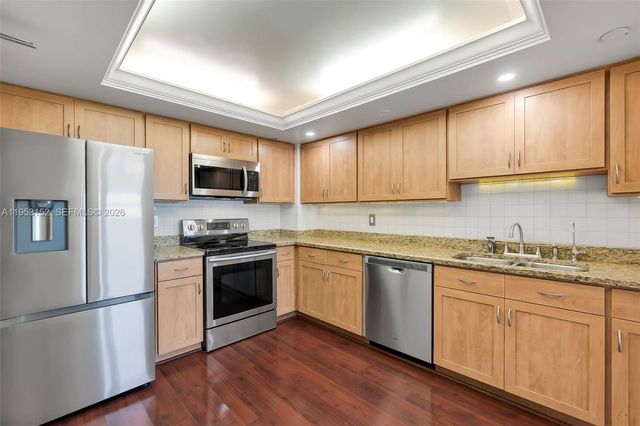 3200 Port Royale Dr N 1006, Fort Lauderdale, FL 33308