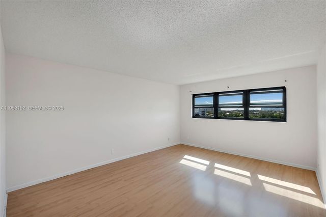 3200 Port Royale Dr N 1006, Fort Lauderdale, FL 33308