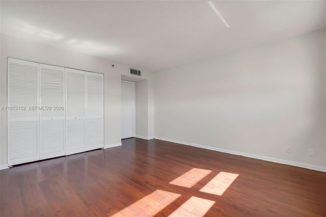 3200 Port Royale Dr N 1006, Fort Lauderdale, FL 33308