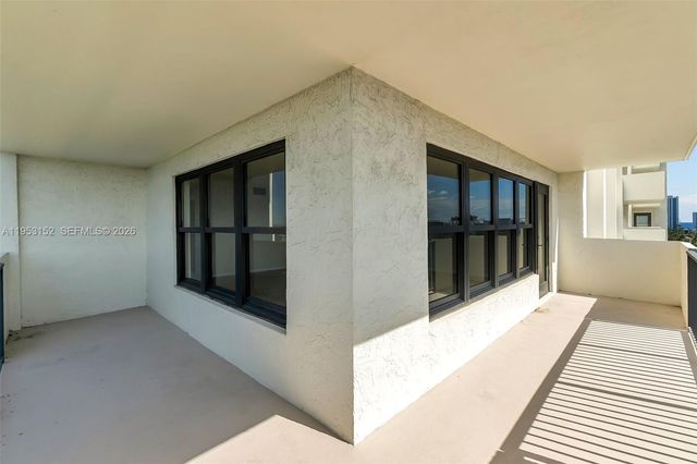 3200 Port Royale Dr N 1006, Fort Lauderdale, FL 33308