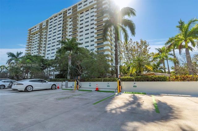 3200 Port Royale Dr N 1006, Fort Lauderdale, FL 33308