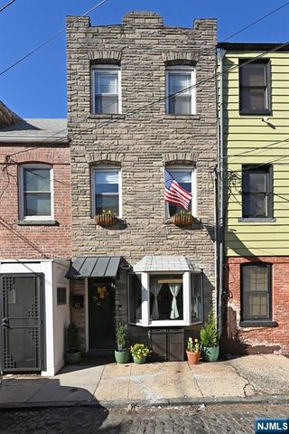 62 Willow Terrace, Hoboken, NJ 07030