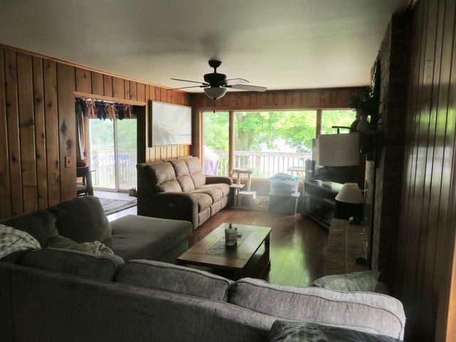 12004 Elmdale Drive, Manchester, MI 48158