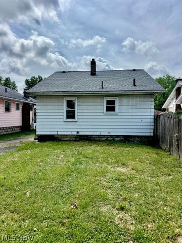 328 Marmion Avenue, Youngstown, OH 44507