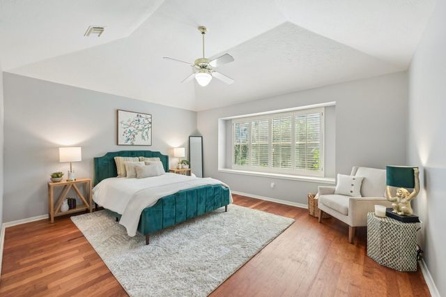 126 Selkirk Drive, Sugar Land, TX 77479