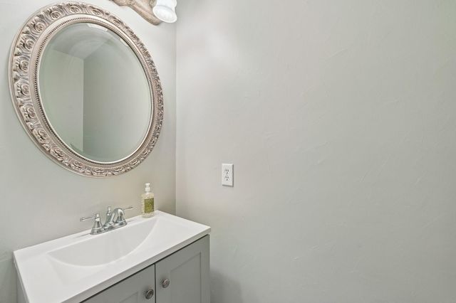 126 Selkirk Drive, Sugar Land, TX 77479