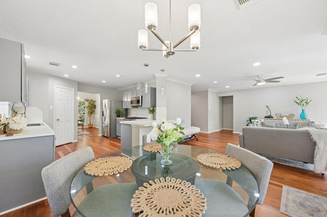 126 Selkirk Drive, Sugar Land, TX 77479
