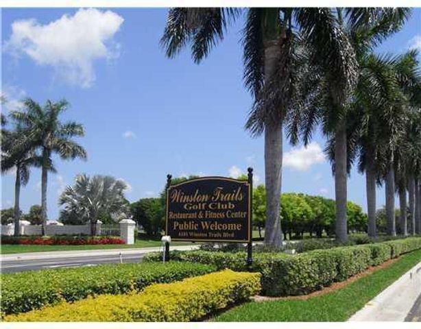 6292 Shadow Tree Lane, Lake Worth, FL 33463