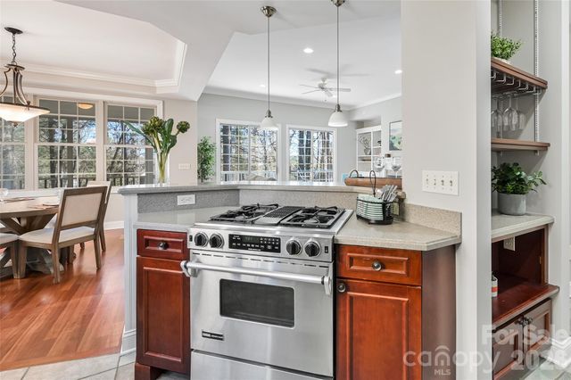 43 S Kuykendall Court, Hendersonville, NC 28739