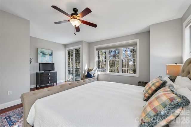 43 S Kuykendall Court, Hendersonville, NC 28739