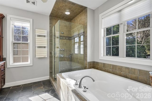 43 S Kuykendall Court, Hendersonville, NC 28739