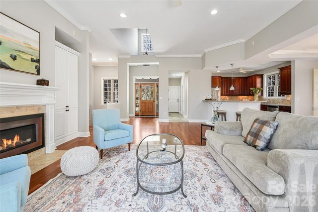 43 S Kuykendall Court, Hendersonville, NC 28739