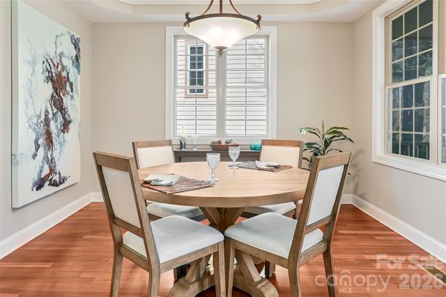 43 S Kuykendall Court, Hendersonville, NC 28739