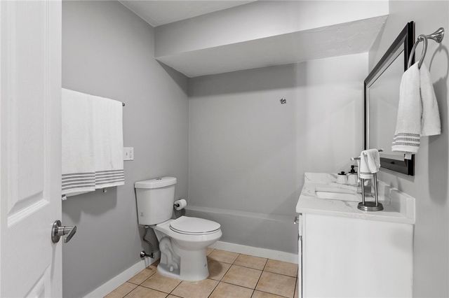 22 Columbia Avenue, Fitchburg, MA 01420