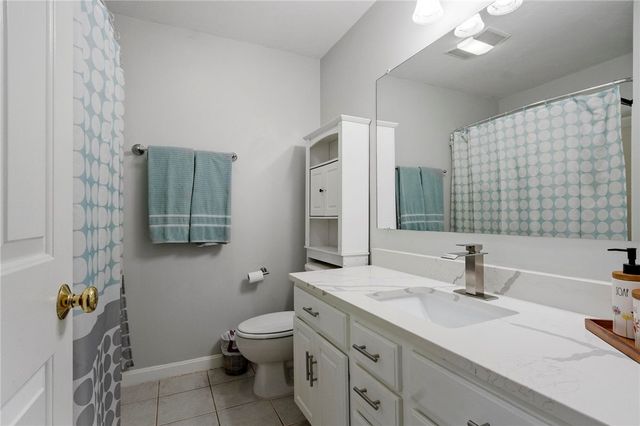 22 Columbia Avenue, Fitchburg, MA 01420