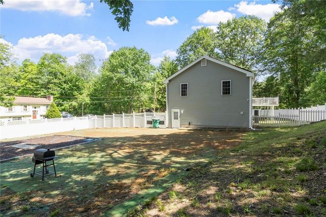 22 Columbia Avenue, Fitchburg, MA 01420