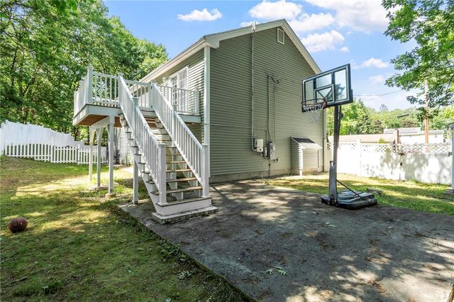 22 Columbia Avenue, Fitchburg, MA 01420