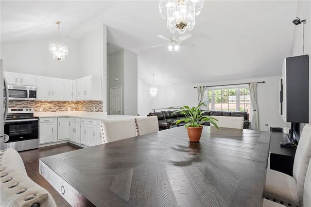 22 Columbia Avenue, Fitchburg, MA 01420