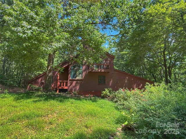 5685 Pine Ridge Drive, Connelly Springs, NC 28612
