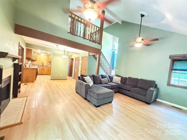 5685 Pine Ridge Drive, Connelly Springs, NC 28612