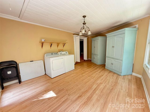 5685 Pine Ridge Drive, Connelly Springs, NC 28612