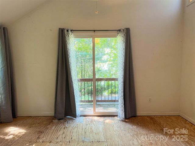 5685 Pine Ridge Drive, Connelly Springs, NC 28612