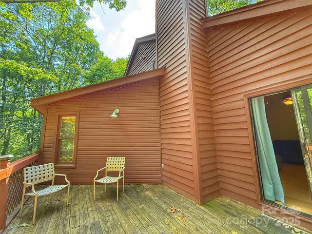 5685 Pine Ridge Drive, Connelly Springs, NC 28612