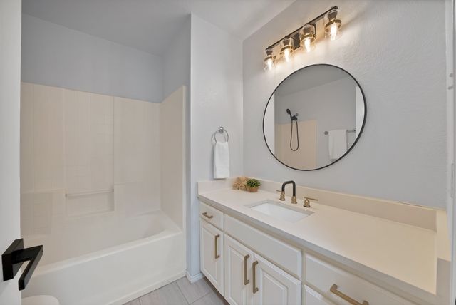 717 Ridgehill Drive, Burleson, TX 76028