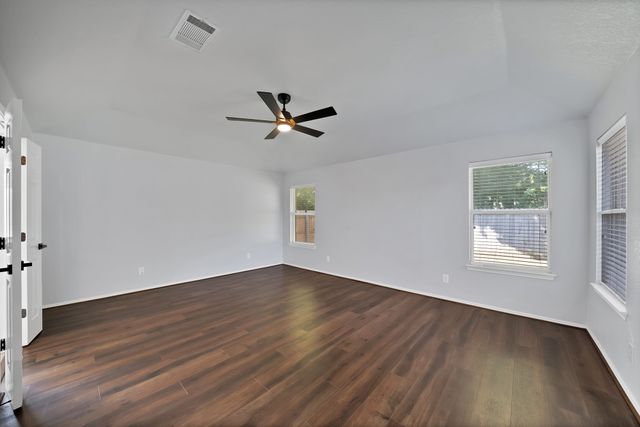717 Ridgehill Drive, Burleson, TX 76028