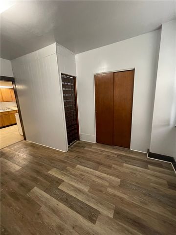 1600 Mcclure St, Homestead, PA 15120