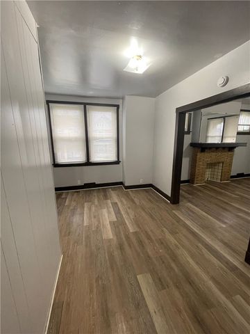 1600 Mcclure St, Homestead, PA 15120