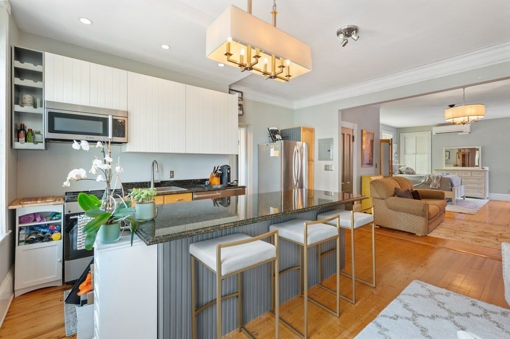 1411 Washington 24, Boston, MA 02118