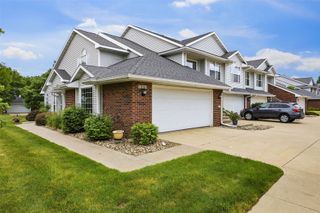 1221 A'Hearn Dr NE, Cedar Rapids, IA 52402