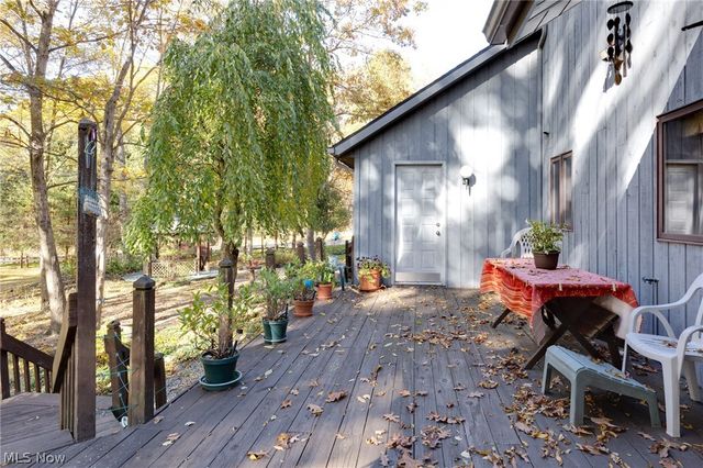 200 Greentree Circle, Aurora, OH 44202