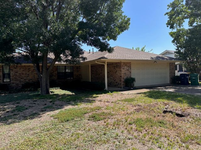 2532 La Paloma Drive, Denton, TX 76209