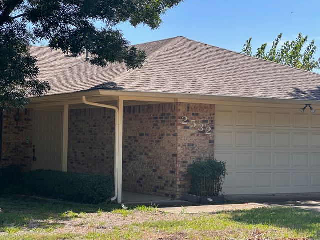 2532 La Paloma Drive, Denton, TX 76209