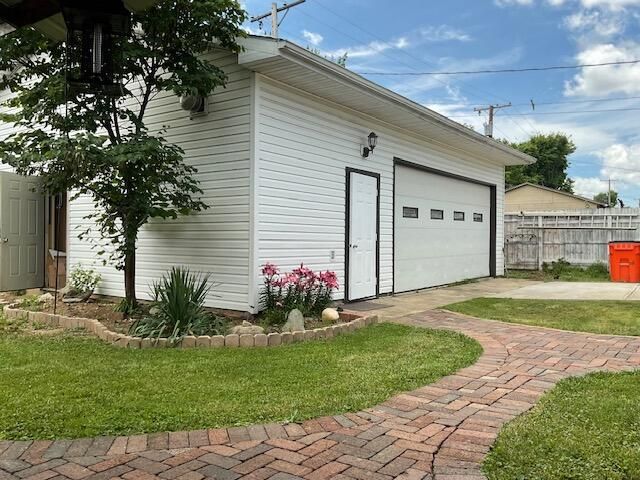 1649 Dale Ridge Road 1649 Dale Ridge Road, New Carlisle, OH 45344