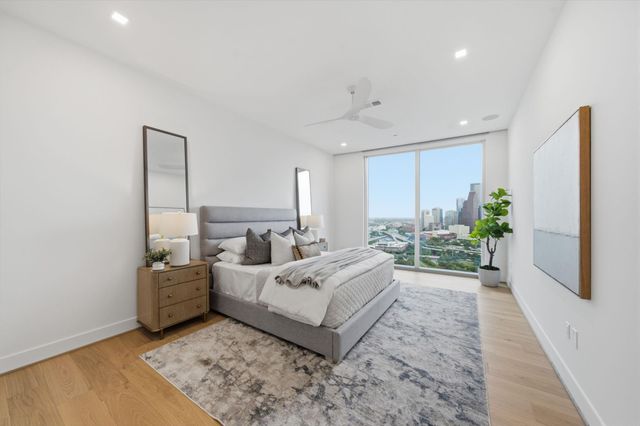 1711 Allen Parkway 2705, Houston, TX 77019