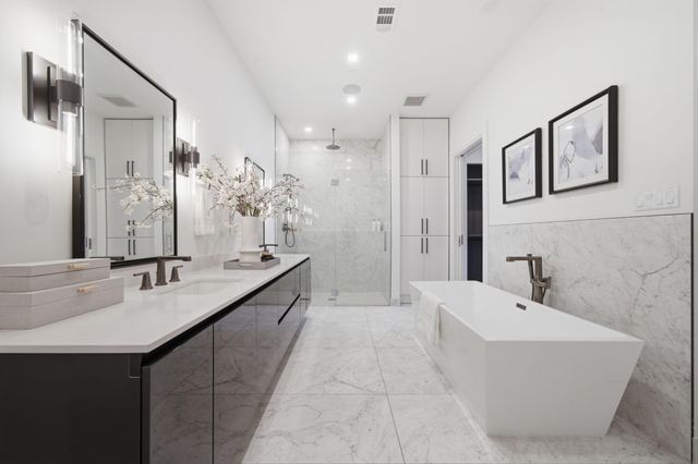 1711 Allen Parkway 2705, Houston, TX 77019