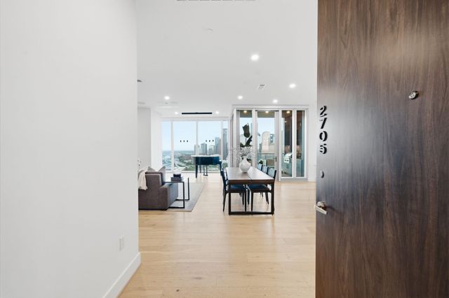 1711 Allen Parkway 2705, Houston, TX 77019